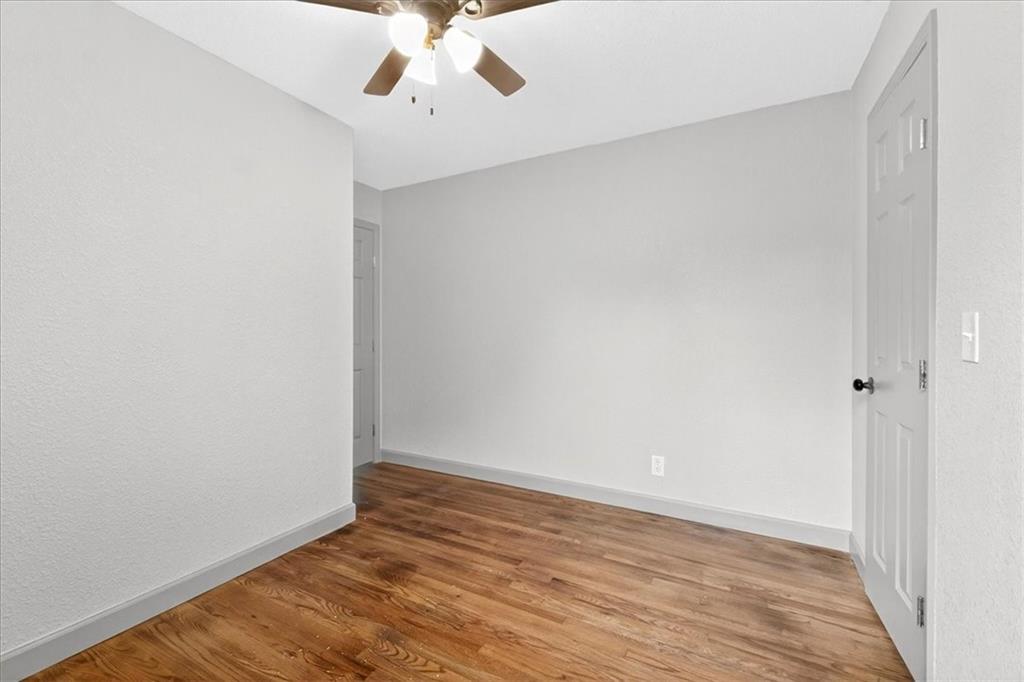 403 Northeast Howard Street Lee's Summit, MO 64063 - Photo 17 of 30