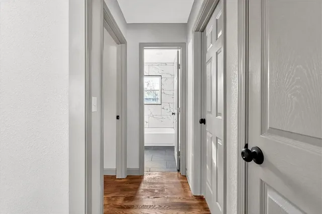 $289,000 | 403 Northeast Howard Street, Lee's Summit, MO 64063