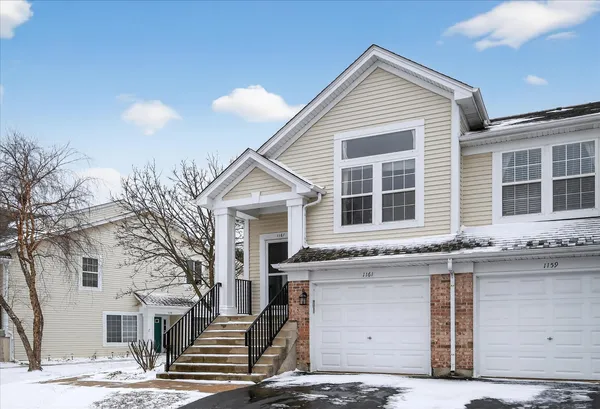 $2,500 | 1161 Hawthorne Lane, Elk Grove Village, IL 60007
