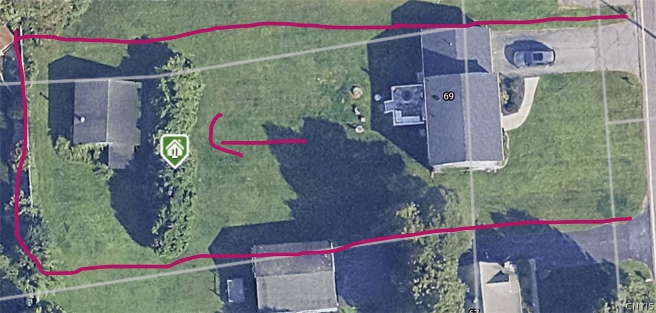 69 Lyndon Road De Witt, NY 13066 - Photo 26 of 30 Please note the workshop is behind the hedge. The