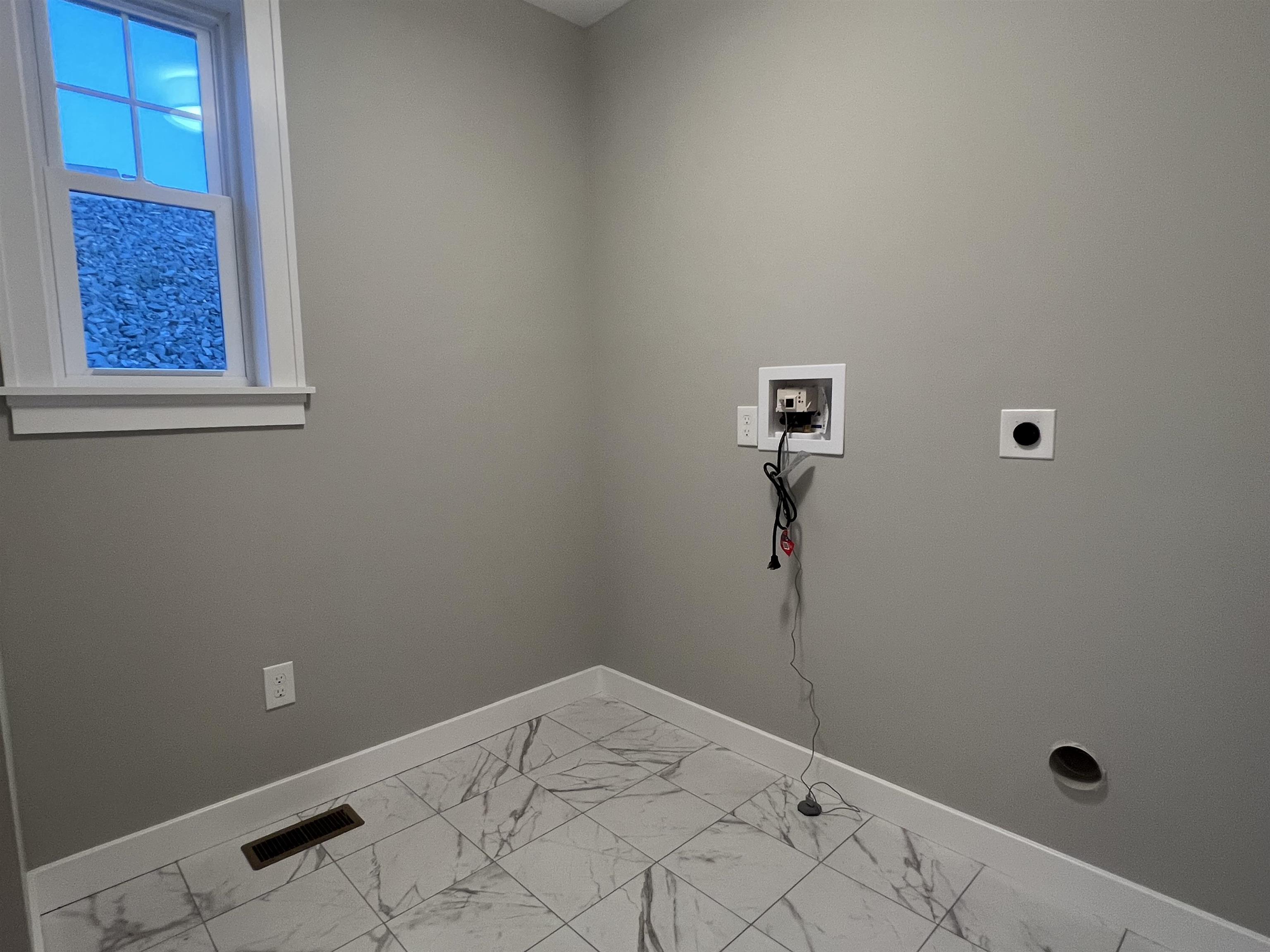 43 Green Road, Unit 35 Newmarket, NH 03857 - Photo 9 of 27 Gallery Image 9
