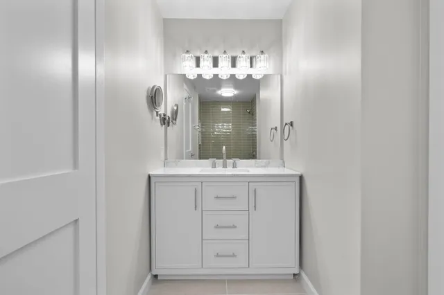 $529,000 | 25 2nd Street, Unit B4, Stamford, CT 06905