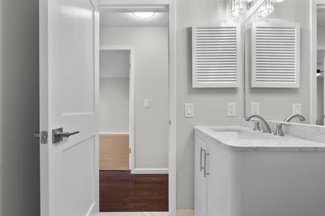 $529,000 | 25 2nd Street, Unit B4, Stamford, CT 06905