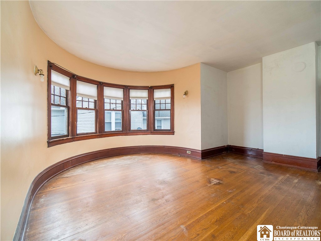 115 Maple Street Jamestown, NY 14701 - Photo 16 of 31