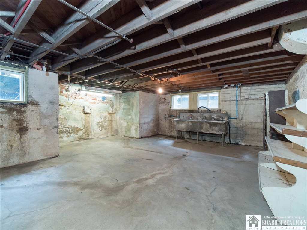 115 Maple Street Jamestown, NY 14701 - Photo 25 of 31