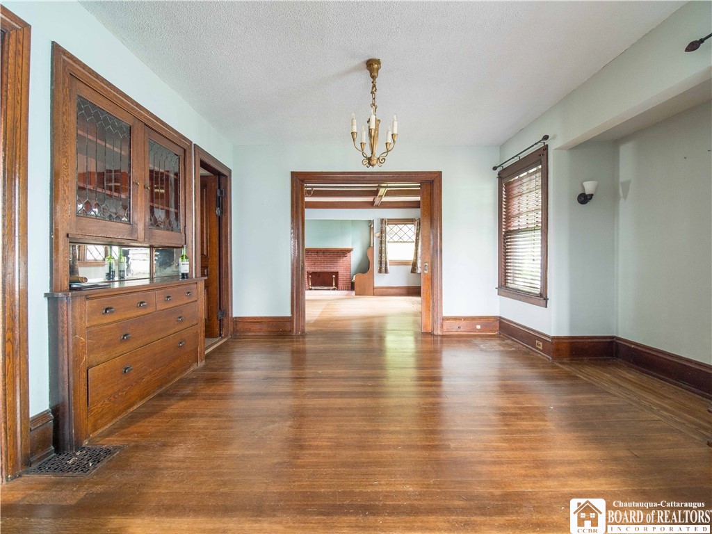 115 Maple Street Jamestown, NY 14701 - Photo 7 of 31