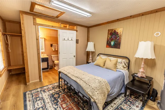 $1,285,000 | 7680 Highway 36, Bellville, TX 77418