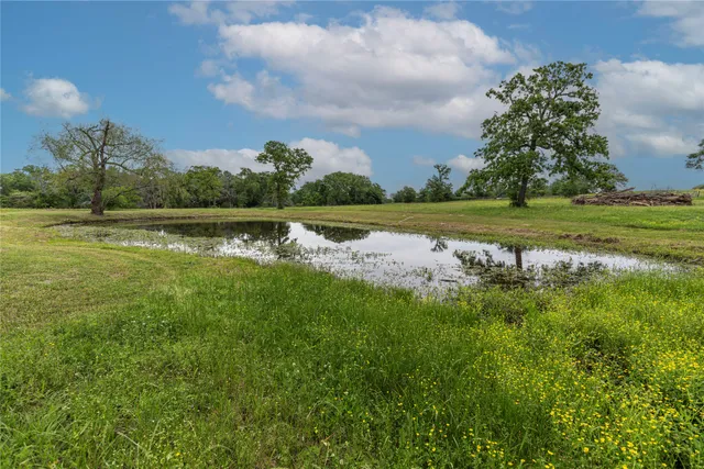 $1,285,000 | 7680 Highway 36, Bellville, TX 77418