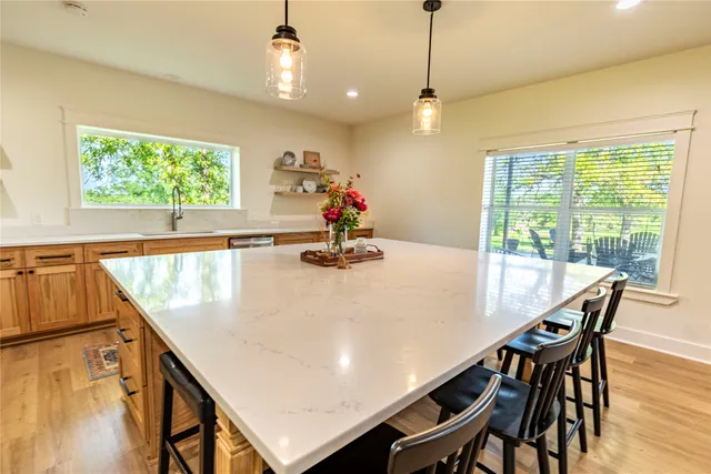 $1,285,000 | 7680 Highway 36, Bellville, TX 77418