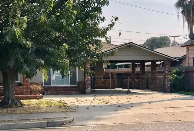 $425,000 | 704 North Garden Street, Visalia, CA 93291