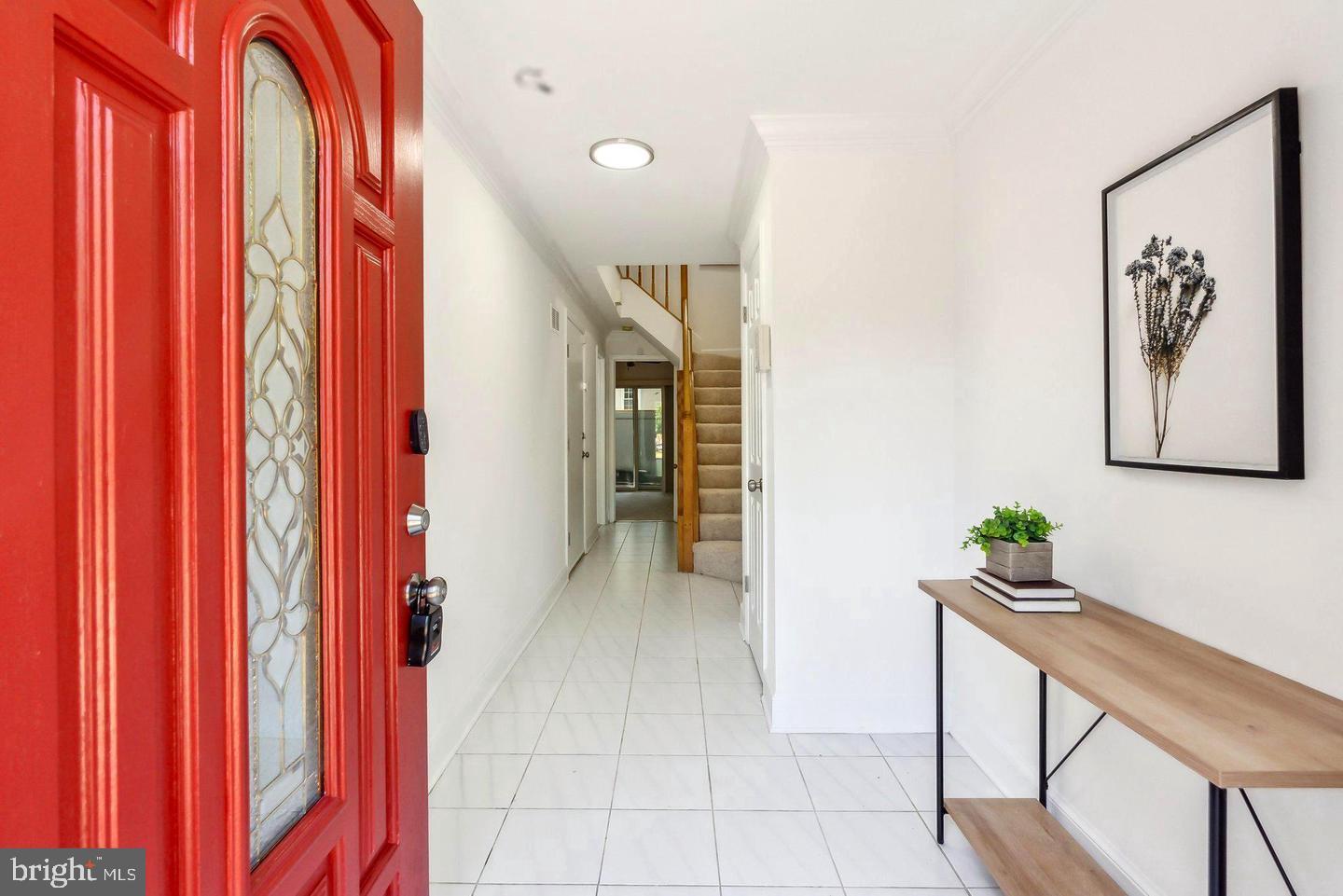 695 West Glebe Road Alexandria, VA 22305 - Photo 3 of 35