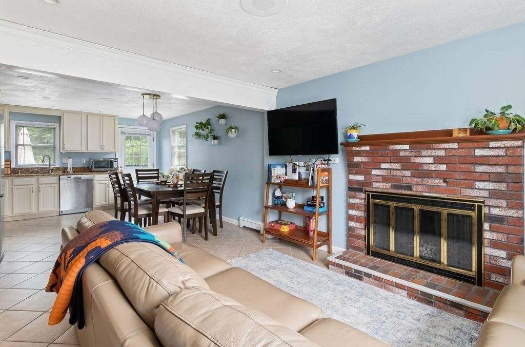 36 Brookside Avenue, Unit 36 Dedham, MA 02026 - Photo 2 of 20
