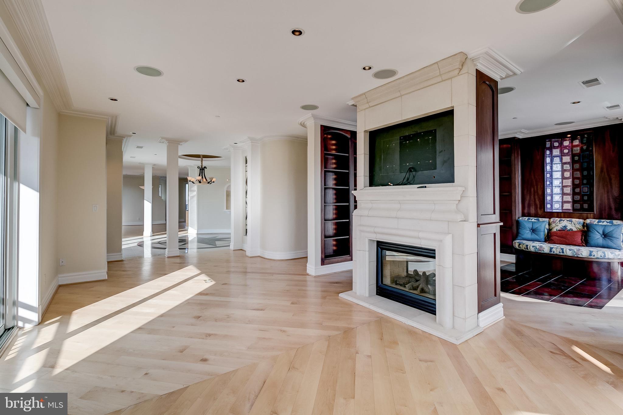 100 Harborview Drive, Unit PH4C Baltimore, MD 21230 - Photo 12 of 115