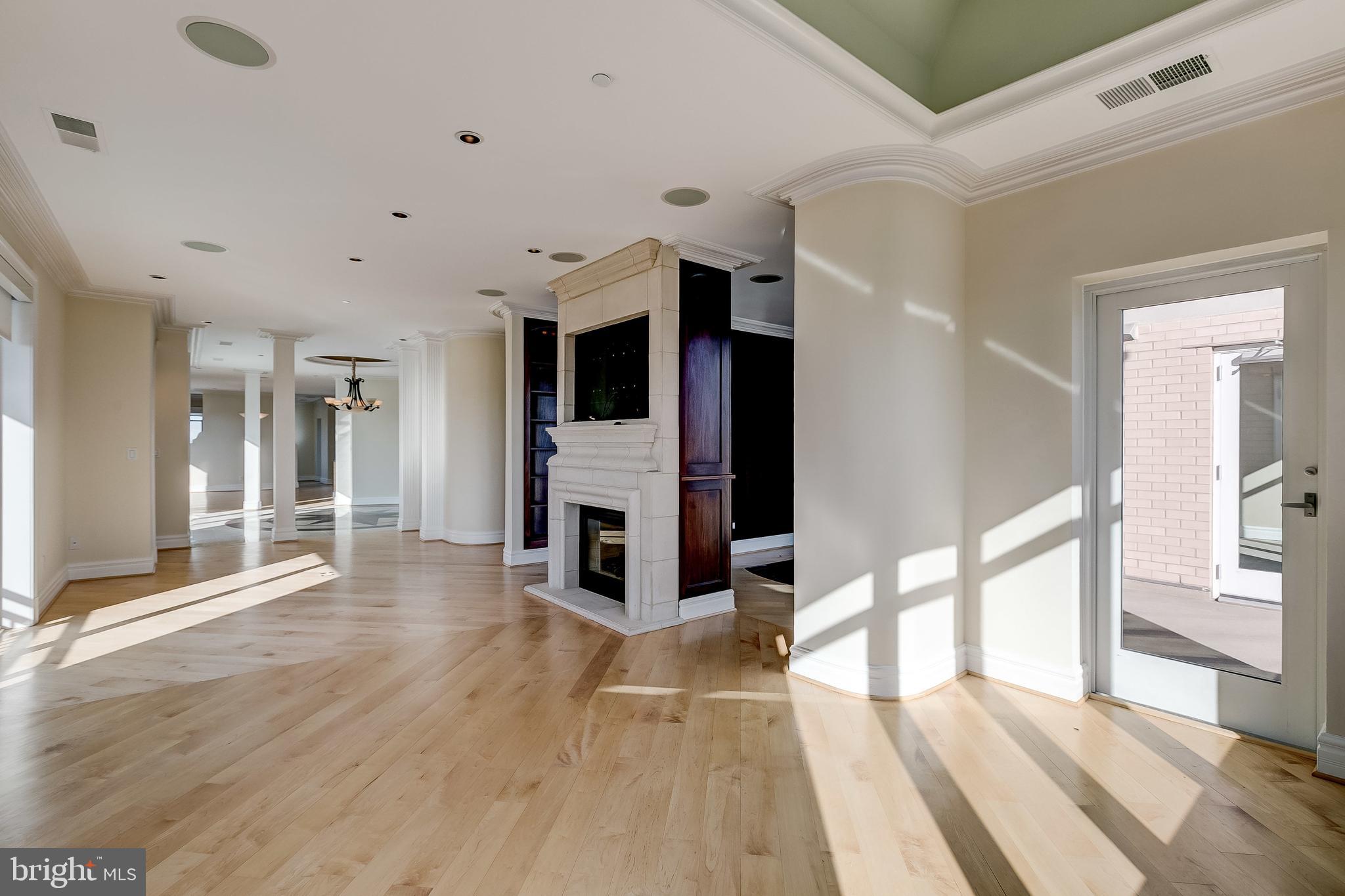 100 Harborview Drive, Unit PH4C Baltimore, MD 21230 - Photo 15 of 115