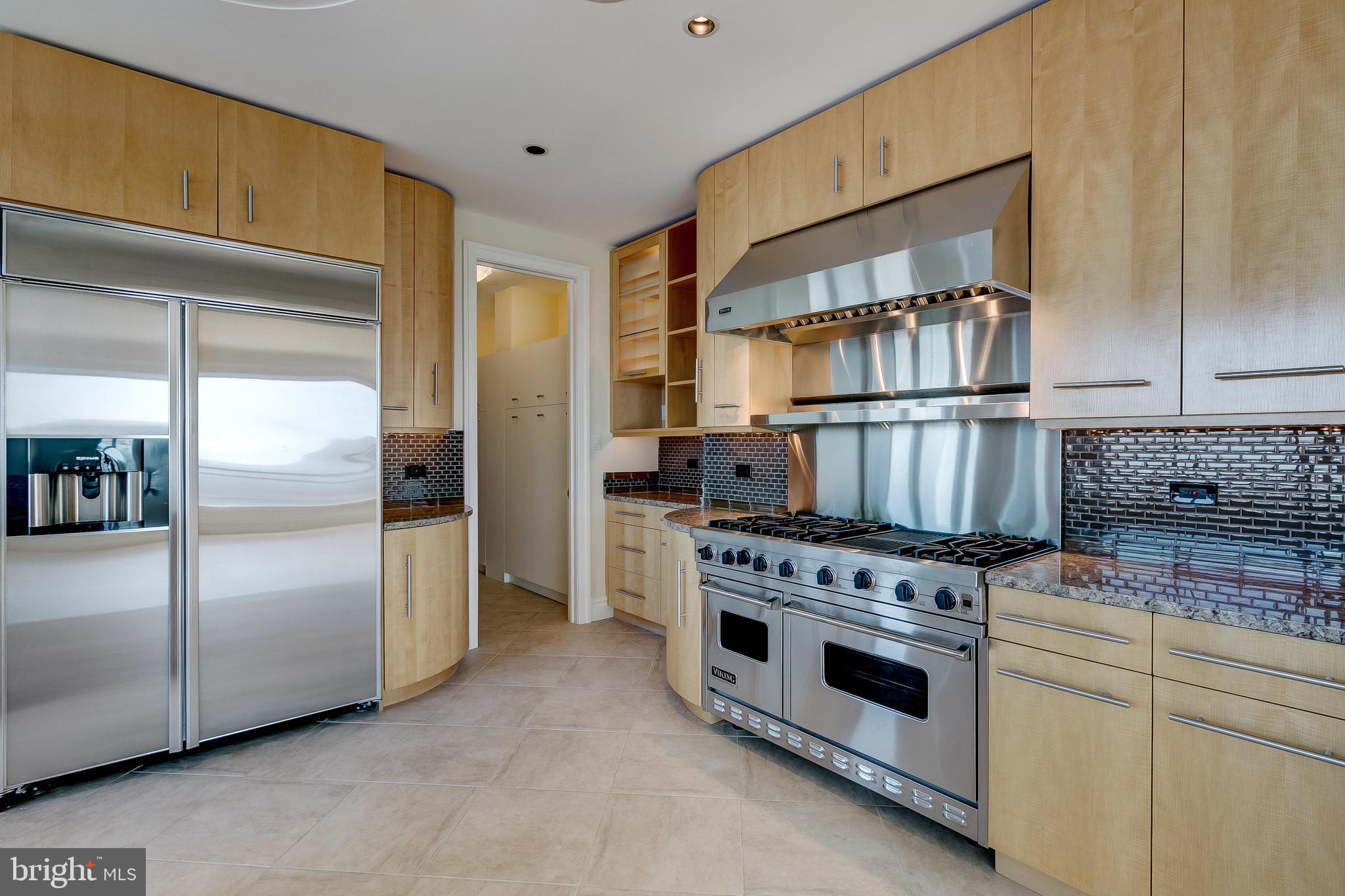 100 Harborview Drive, Unit PH4C Baltimore, MD 21230 - Photo 22 of 115