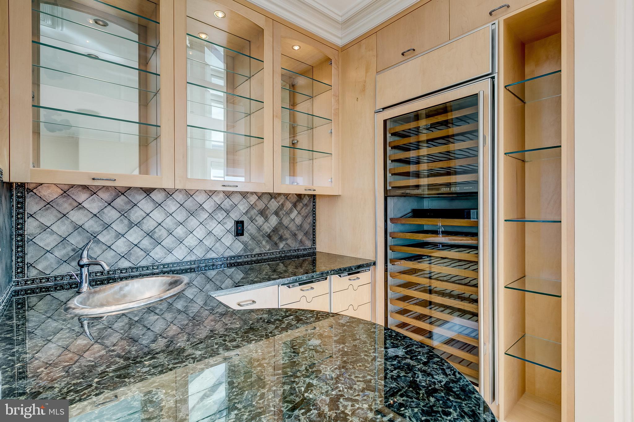 100 Harborview Drive, Unit PH4C Baltimore, MD 21230 - Photo 34 of 115