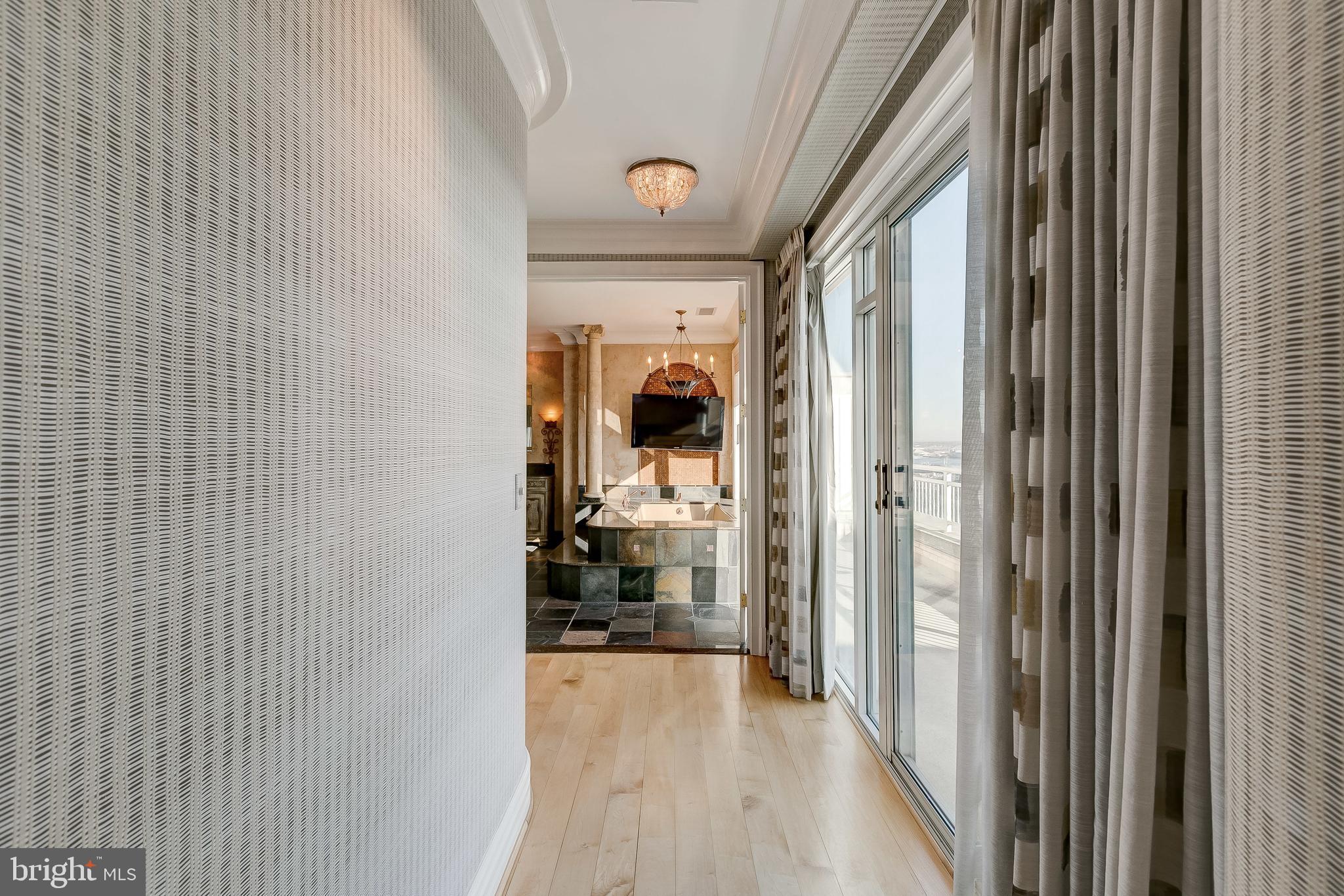 100 Harborview Drive, Unit PH4C Baltimore, MD 21230 - Photo 63 of 115