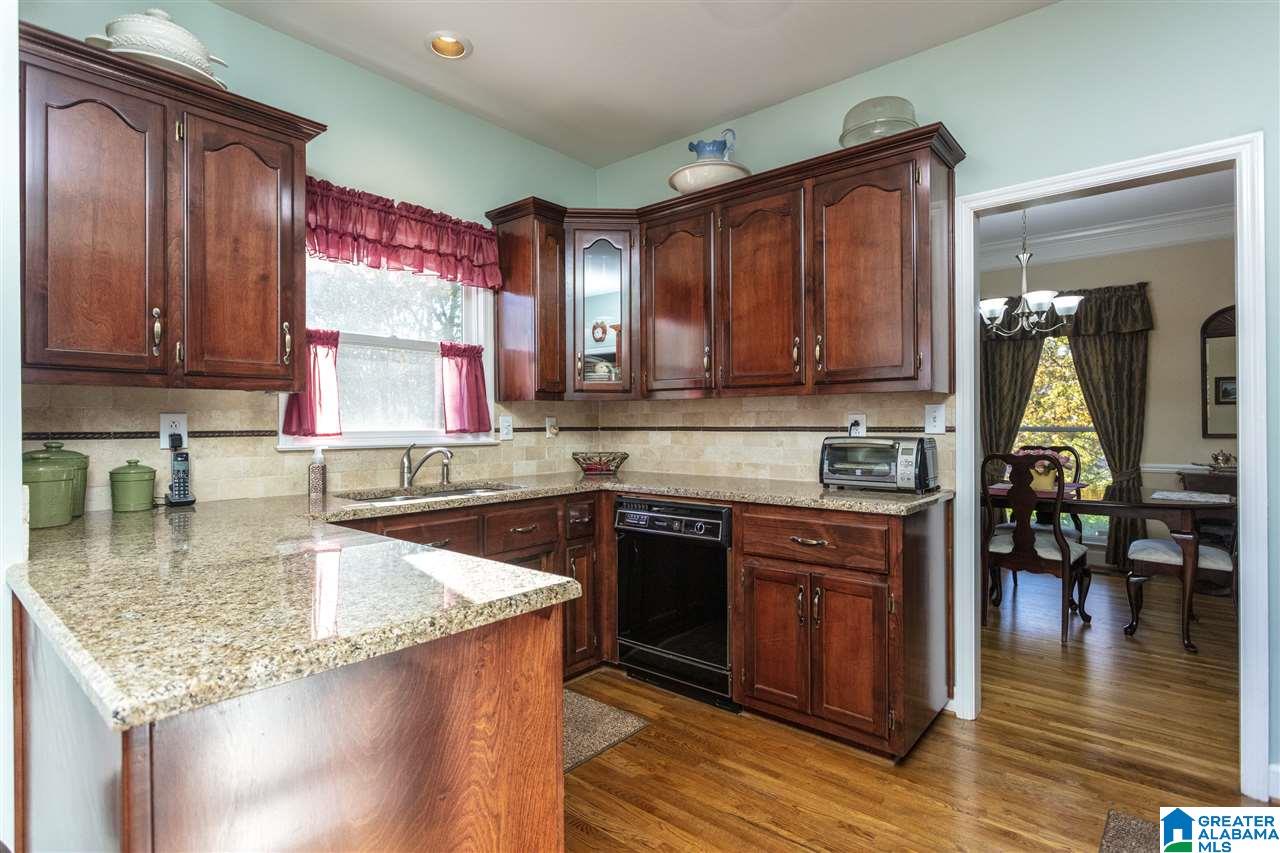 4041 South Shades Crest Road Birmingham, AL 35244 - Photo 10 of 45
