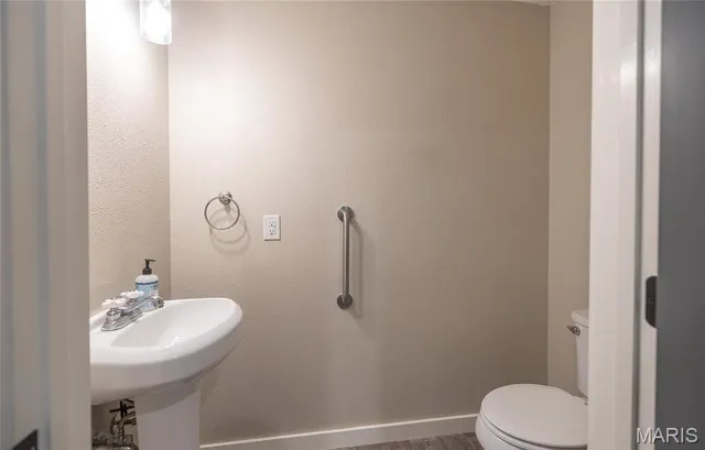 $486,000 | 4331 Highway 63, Freeburg, MO 65035