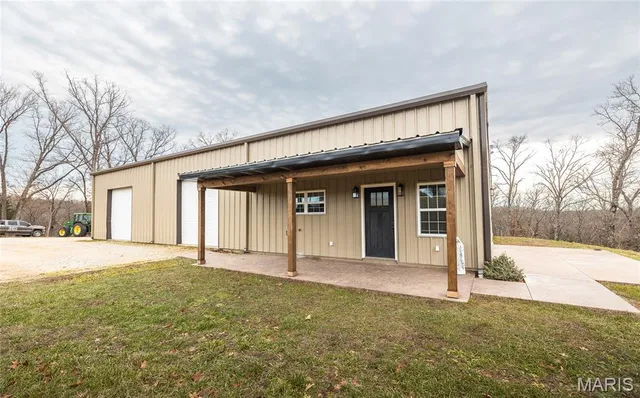 $486,000 | 4331 Highway 63, Freeburg, MO 65035