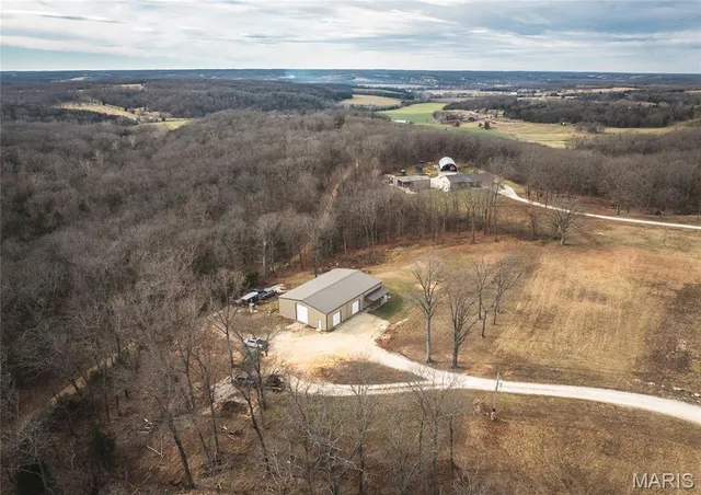 $486,000 | 4331 Highway 63, Freeburg, MO 65035