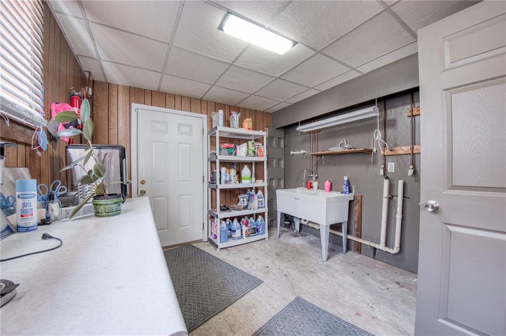 713 York Run Road Smithfield, PA 15478 - Photo 37 of 50