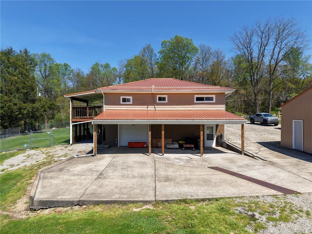 713 York Run Road Smithfield, PA 15478 - Photo 4 of 50