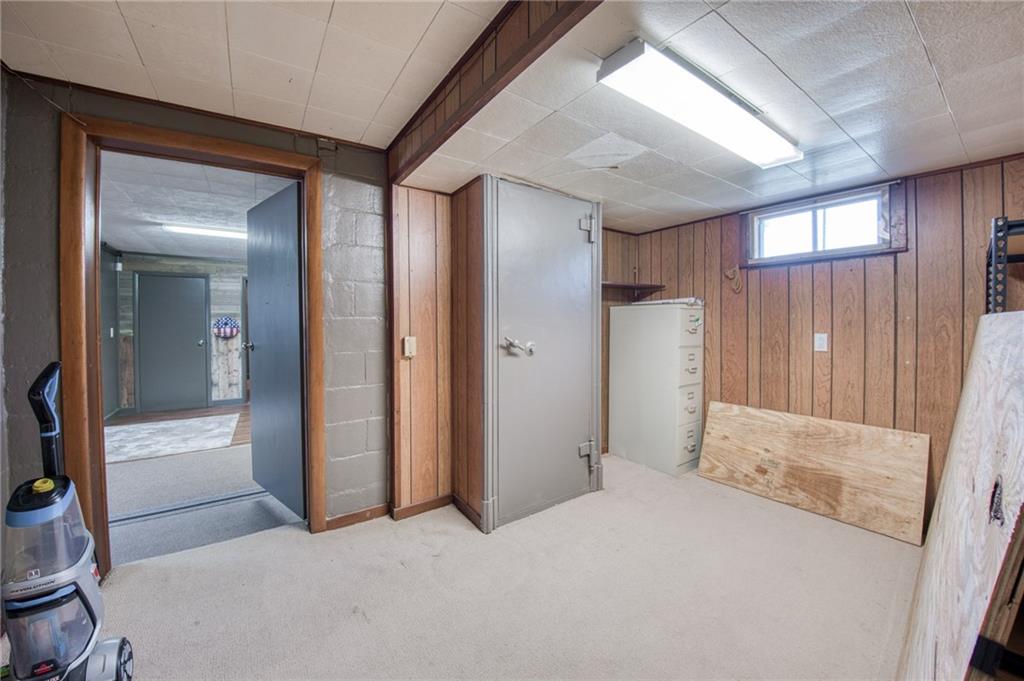 713 York Run Road Smithfield, PA 15478 - Photo 41 of 50