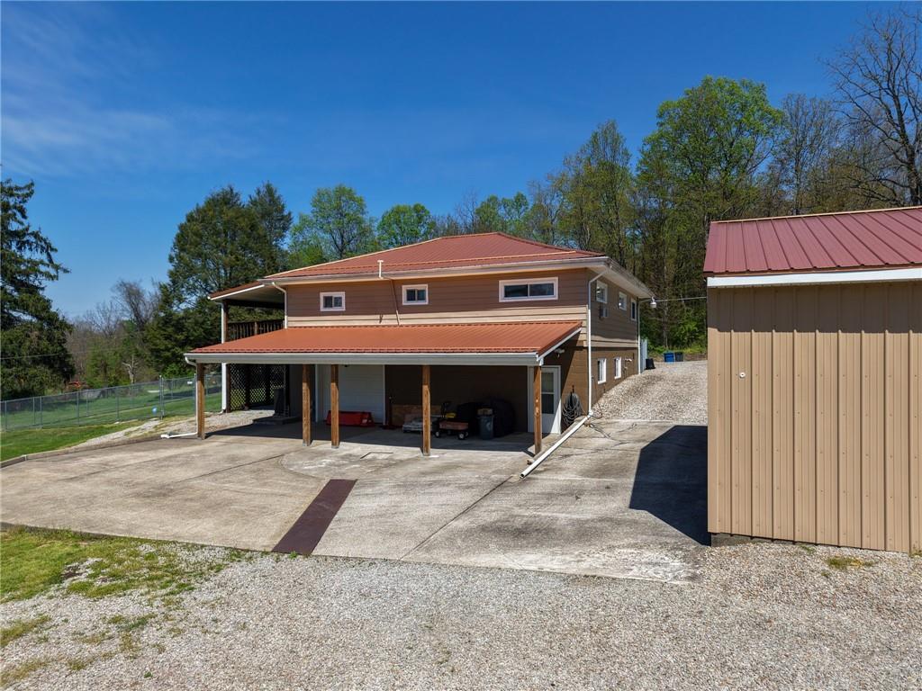 713 York Run Road Smithfield, PA 15478 - Photo 6 of 50