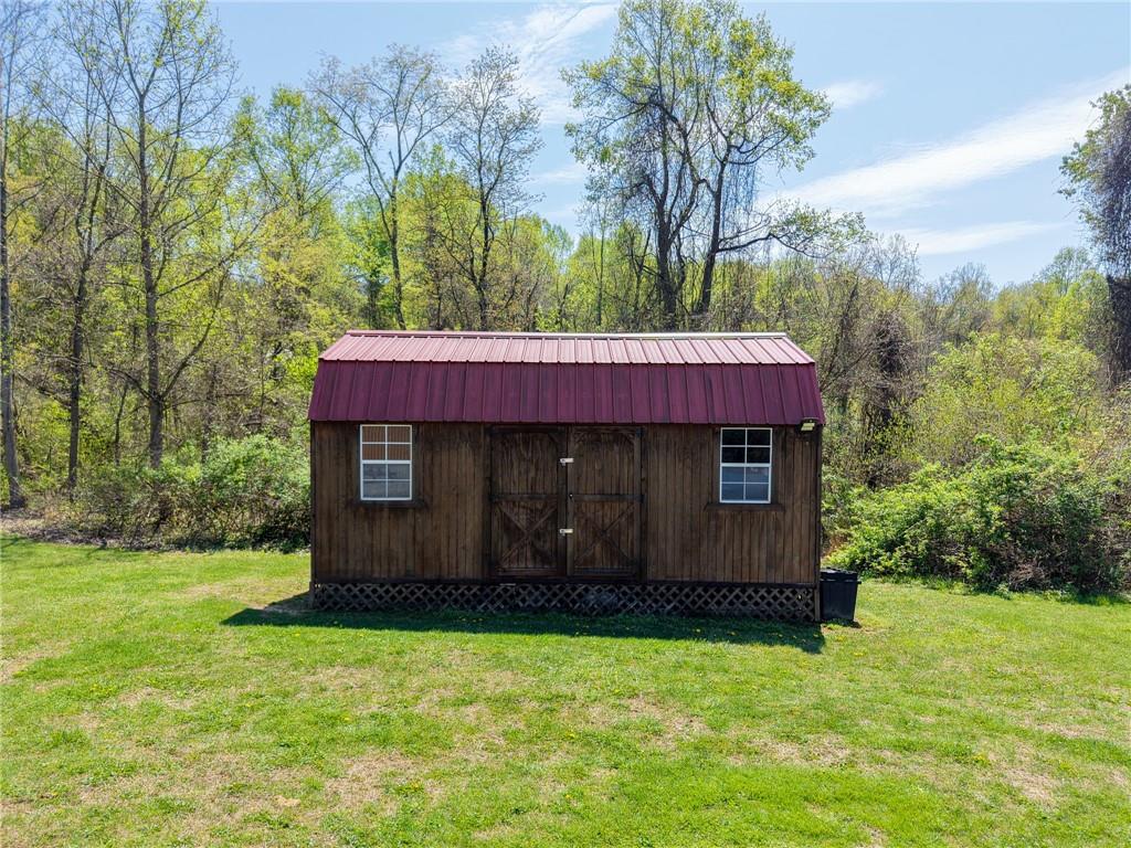 713 York Run Road Smithfield, PA 15478 - Photo 8 of 50