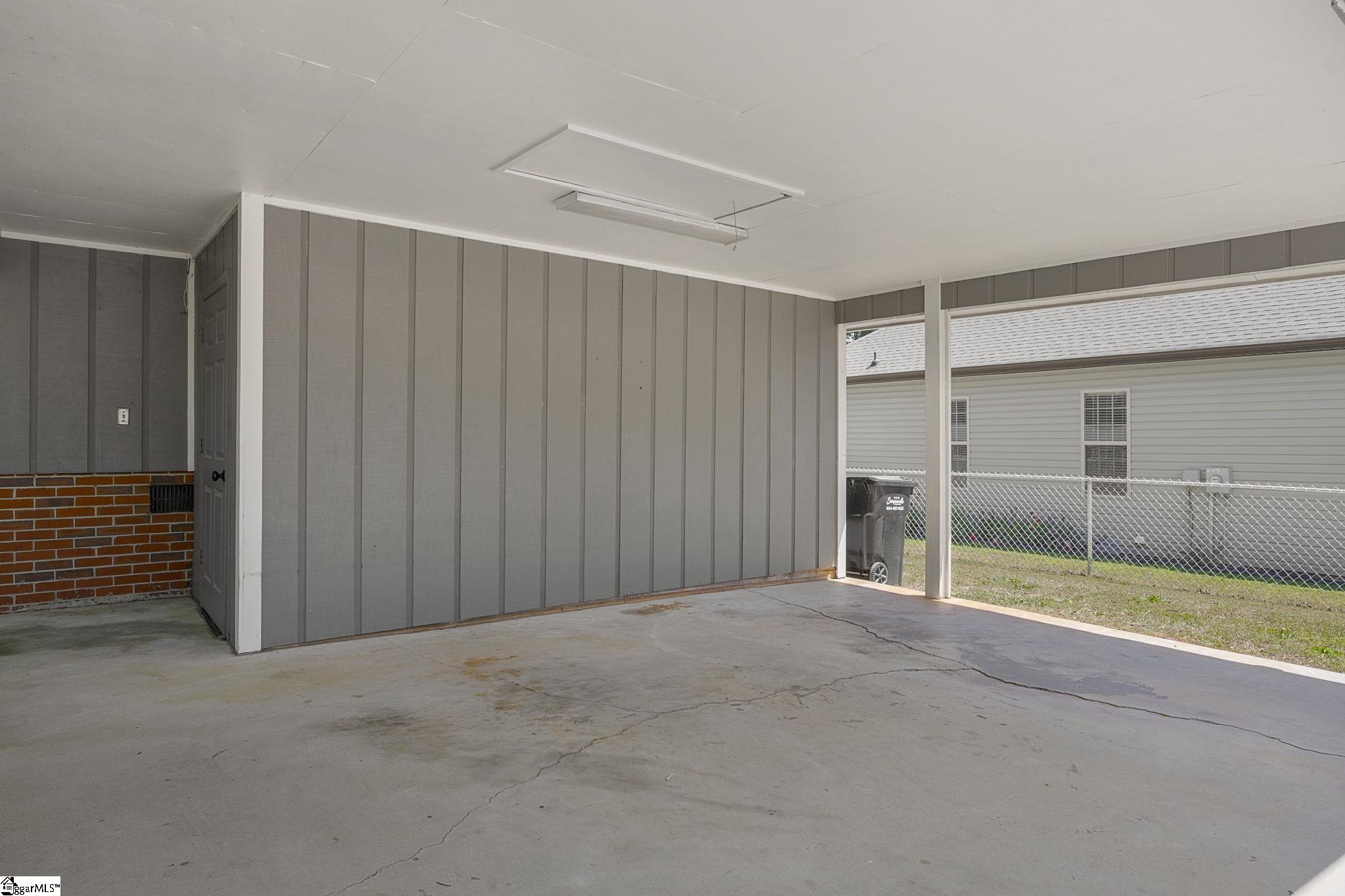 209 Tollgate Road Simpsonville, SC 29681 - Photo 29 of 38