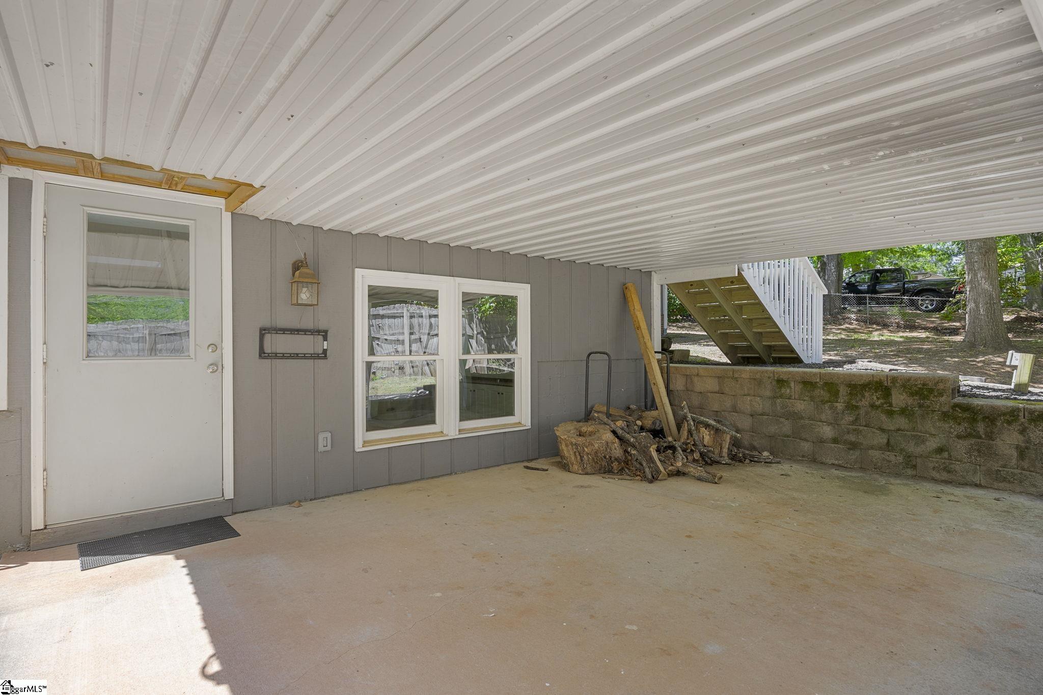 209 Tollgate Road Simpsonville, SC 29681 - Photo 30 of 38