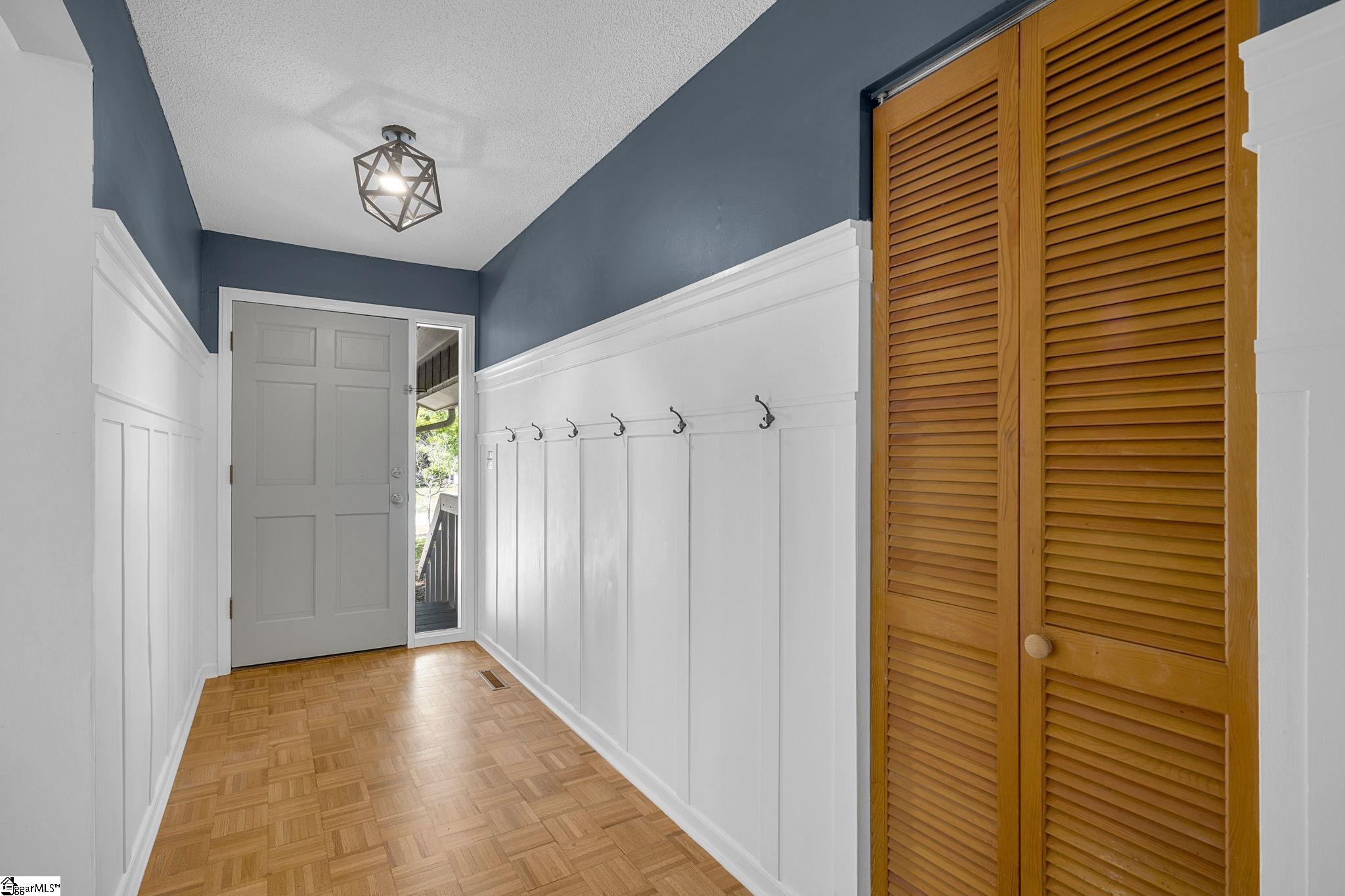 209 Tollgate Road Simpsonville, SC 29681 - Photo 5 of 38