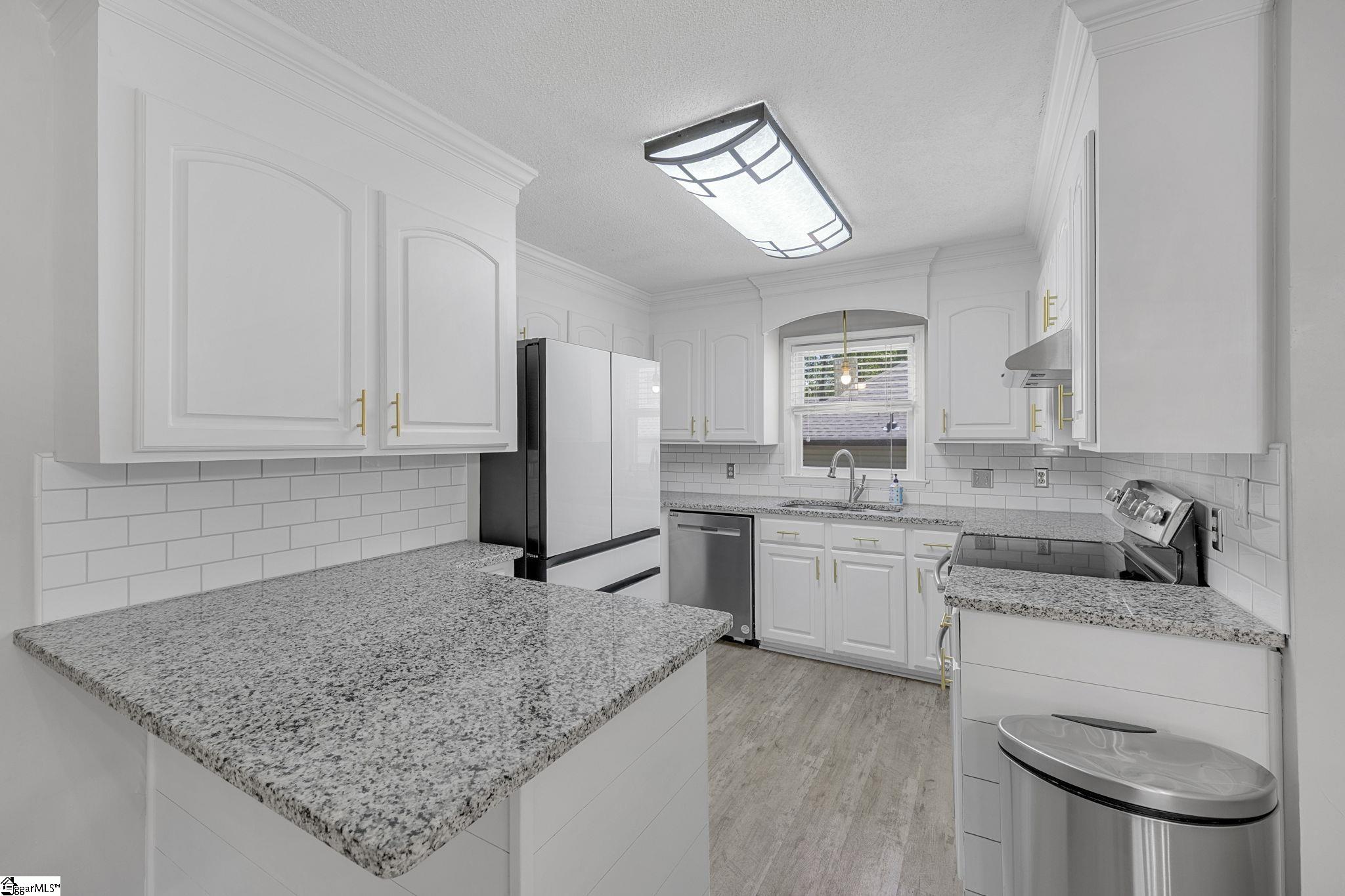 209 Tollgate Road Simpsonville, SC 29681 - Photo 10 of 38