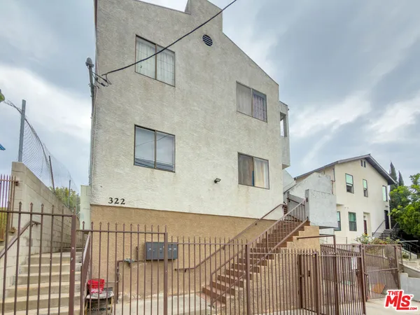 $1,595 | 322 North Benton Way, Unit 2, Los Angeles, CA 90026