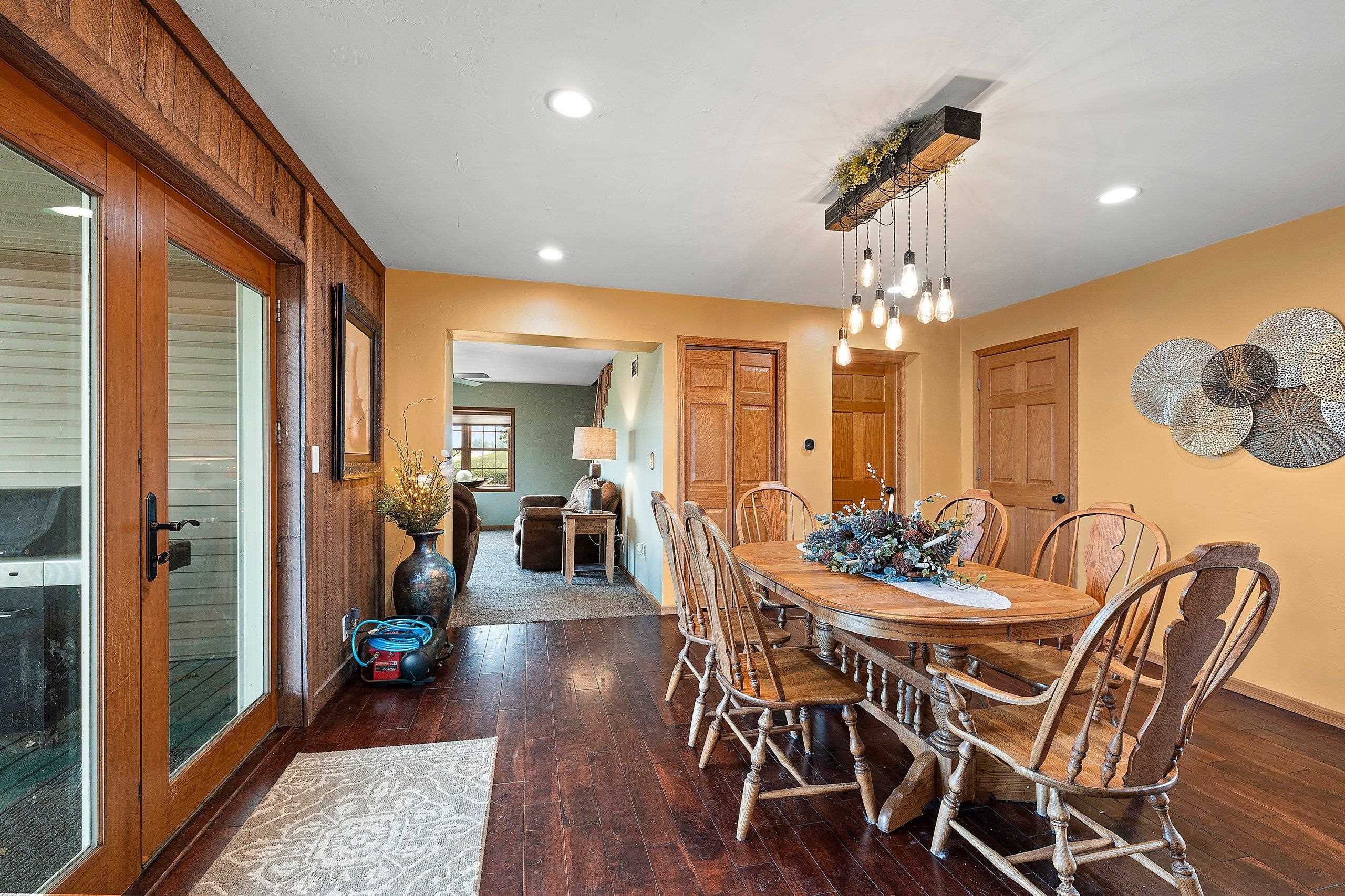 N5951 Division Road Cecil, WI 54111 - Photo 14 of 90 Gallery Image 14
