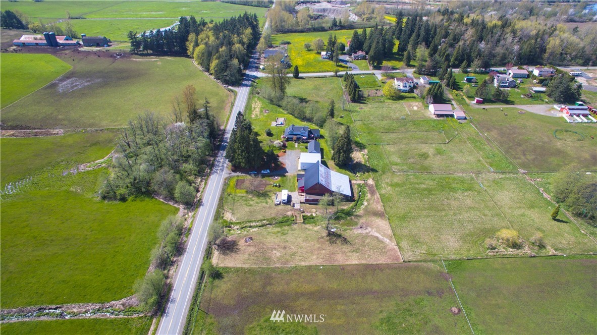 3470 Mountain View Road Ferndale, WA 98248 - Photo 2 of 24 Gallery Image 2