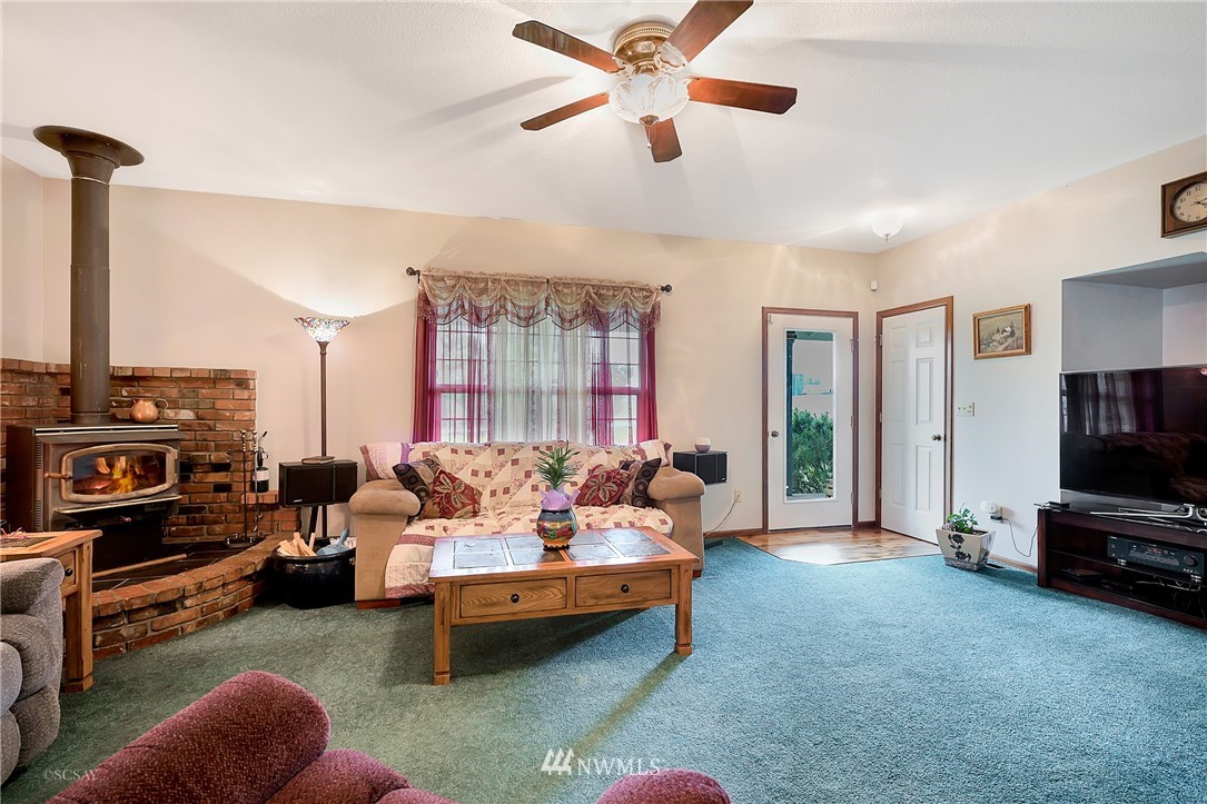 3470 Mountain View Road Ferndale, WA 98248 - Photo 13 of 24 Gallery Image 13