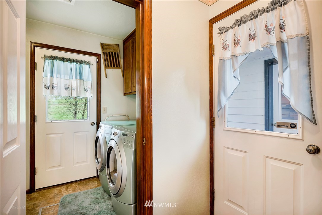 3470 Mountain View Road Ferndale, WA 98248 - Photo 14 of 24 Gallery Image 14
