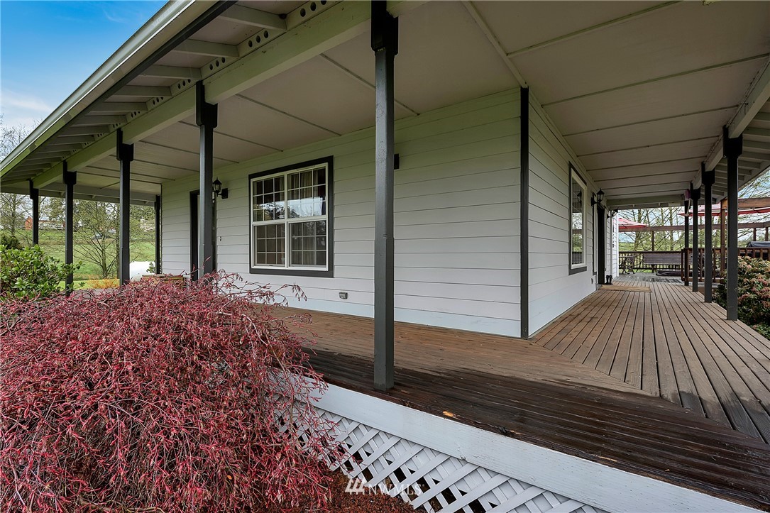 3470 Mountain View Road Ferndale, WA 98248 - Photo 7 of 24 Gallery Image 7