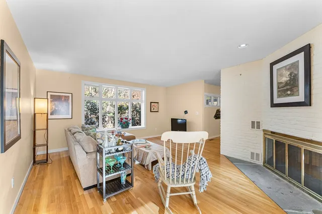 $2,399,000 | 84 Davison Drive, Lincoln, MA 01773