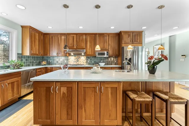 $2,399,000 | 84 Davison Drive, Lincoln, MA 01773