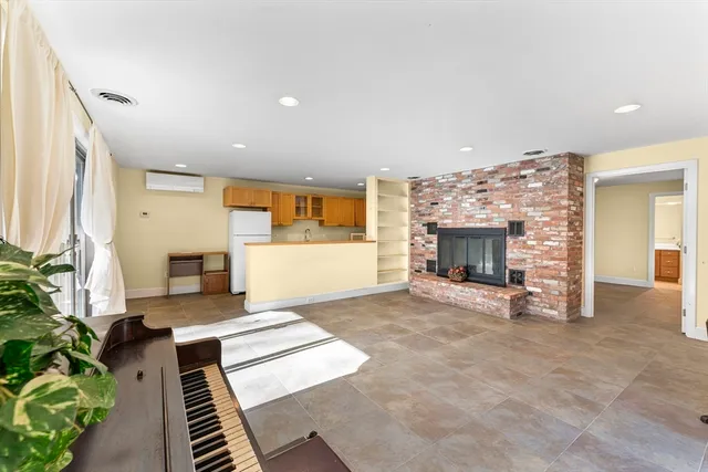 $2,399,000 | 84 Davison Drive, Lincoln, MA 01773