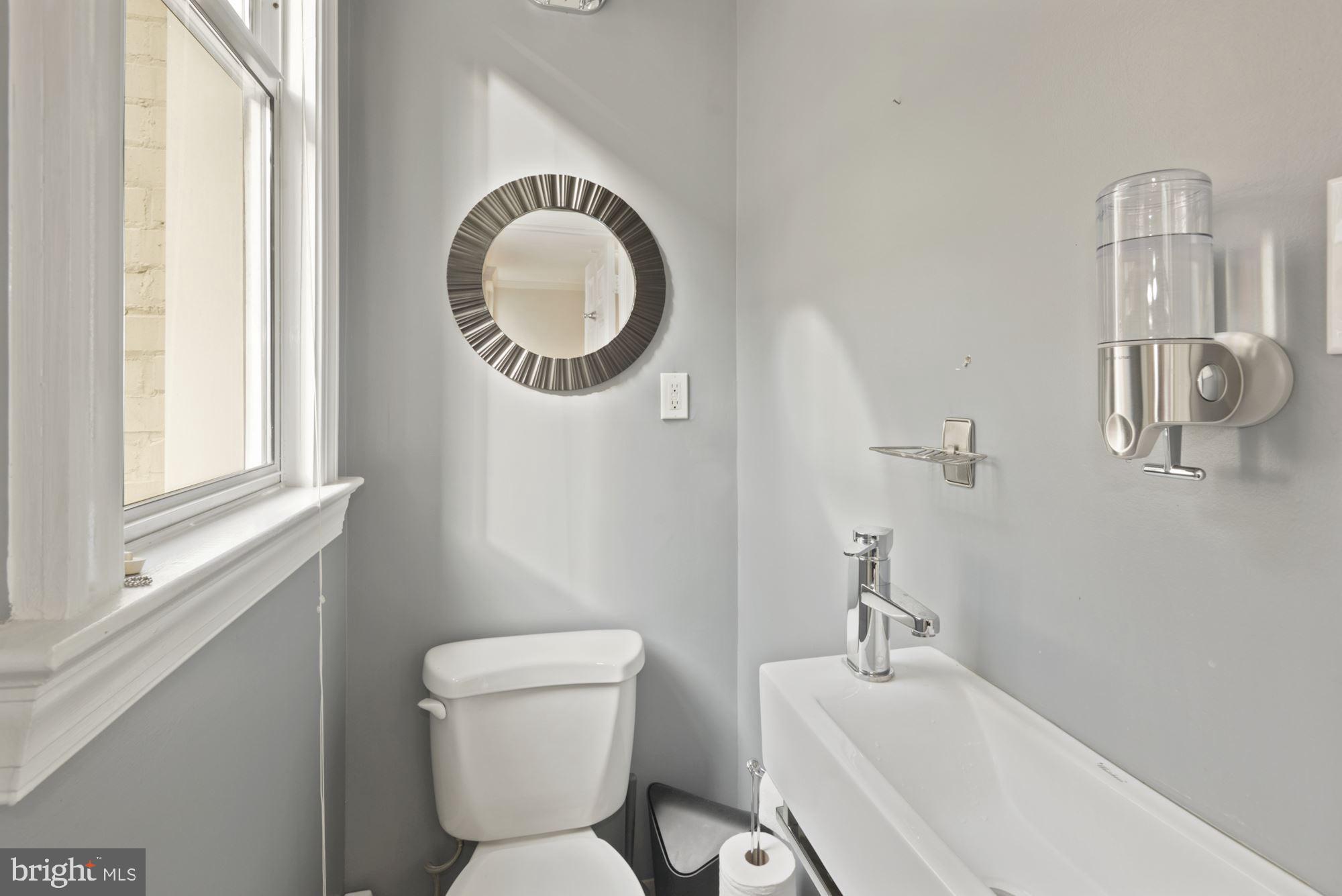 1828 Riggs Place Northwest, Unit 2 Washington, DC 20009 - Photo 10 of 16 Gallery Image 10