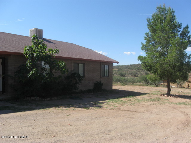 1090 Tia Court Rio Rico, AZ 85648 - Photo 8 of 9