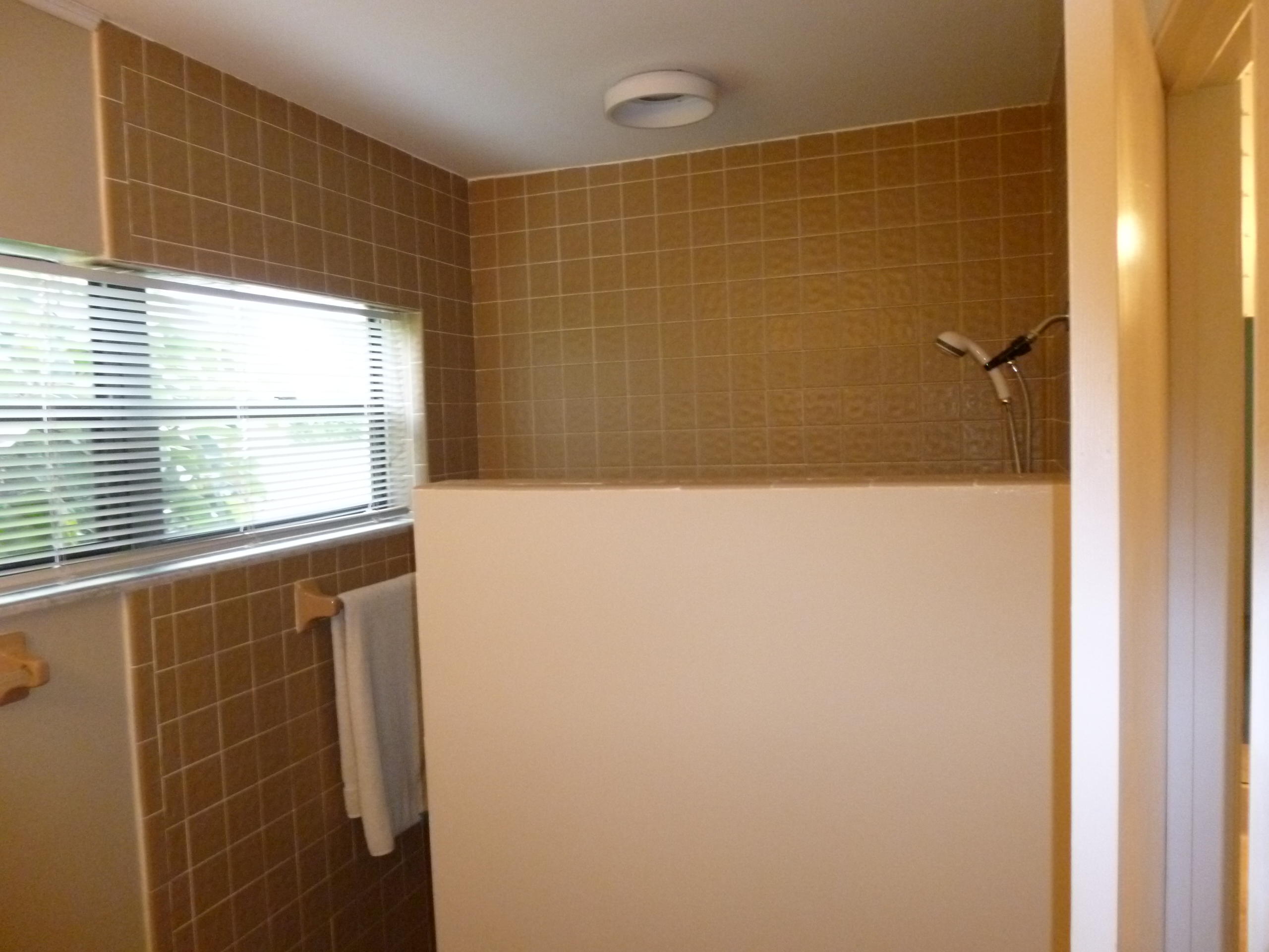 19522 Hampton Drive Boca Raton, FL 33434 - Photo 26 of 44 Master shower
