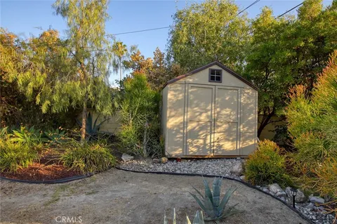 $899,000 | 12762 Willard Street, North Hollywood, CA 91605