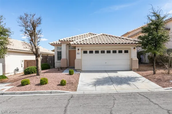 $2,245 | 916 Autumn Royal Lane, Las Vegas, NV 89144