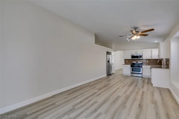$2,245 | 916 Autumn Royal Lane, Las Vegas, NV 89144