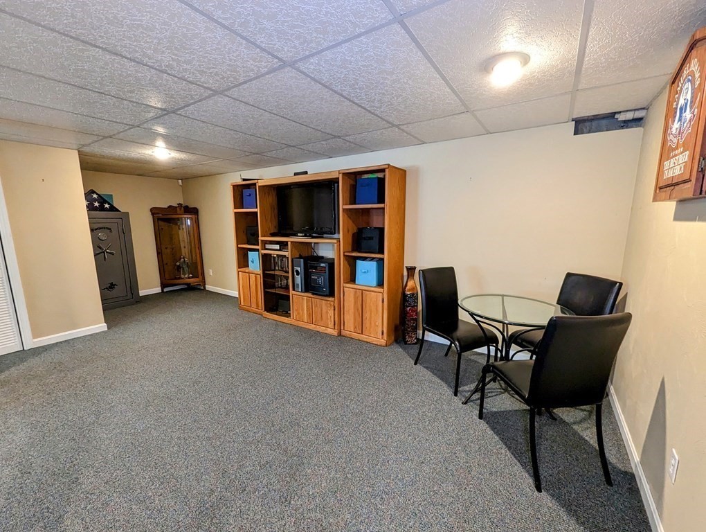 56 Colburn Road Charlton, MA 01507 - Photo 14 of 40 a view of a livingroom with furniture